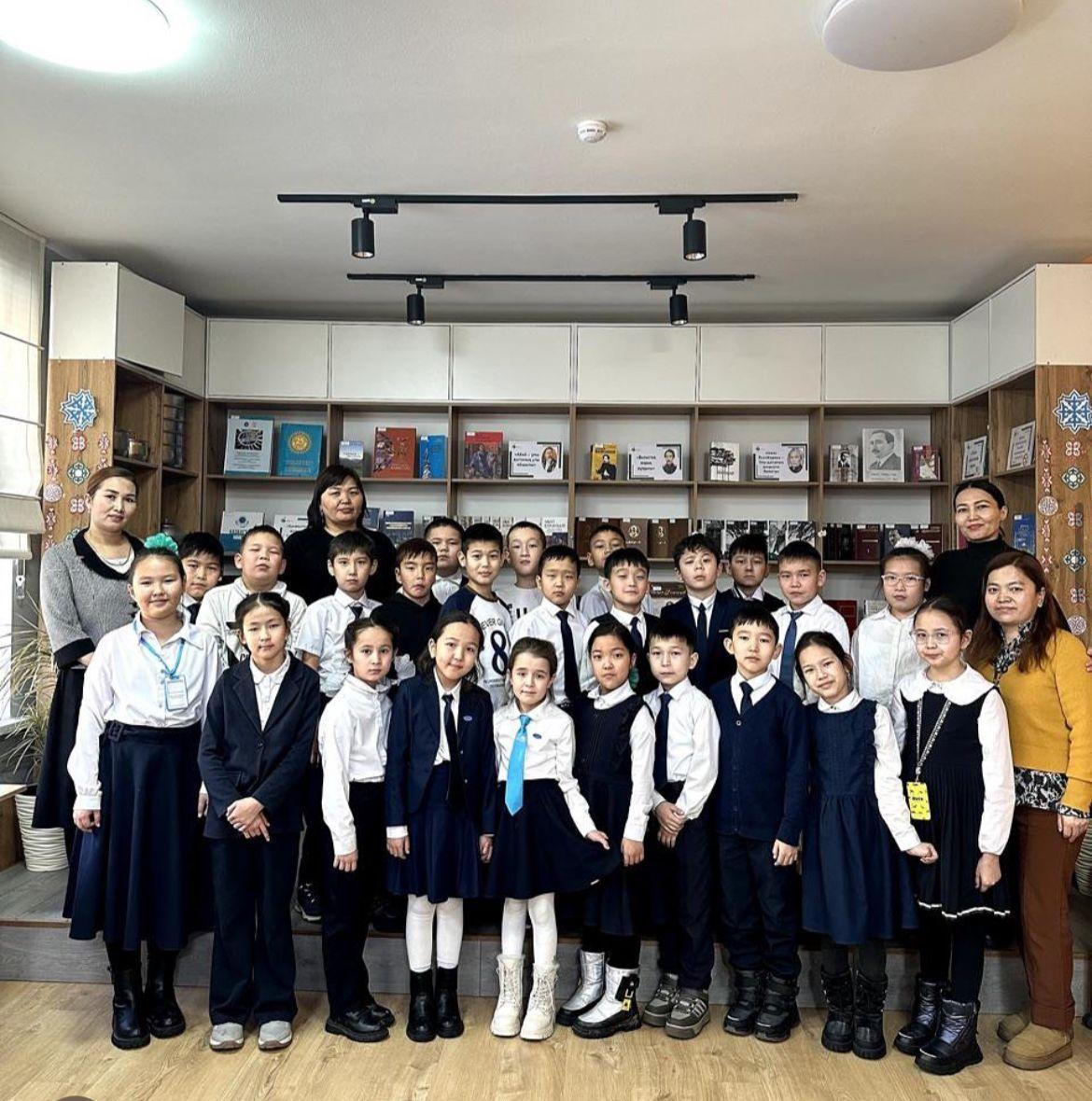 Оқушылар кітапханамен тыңыз байланыста