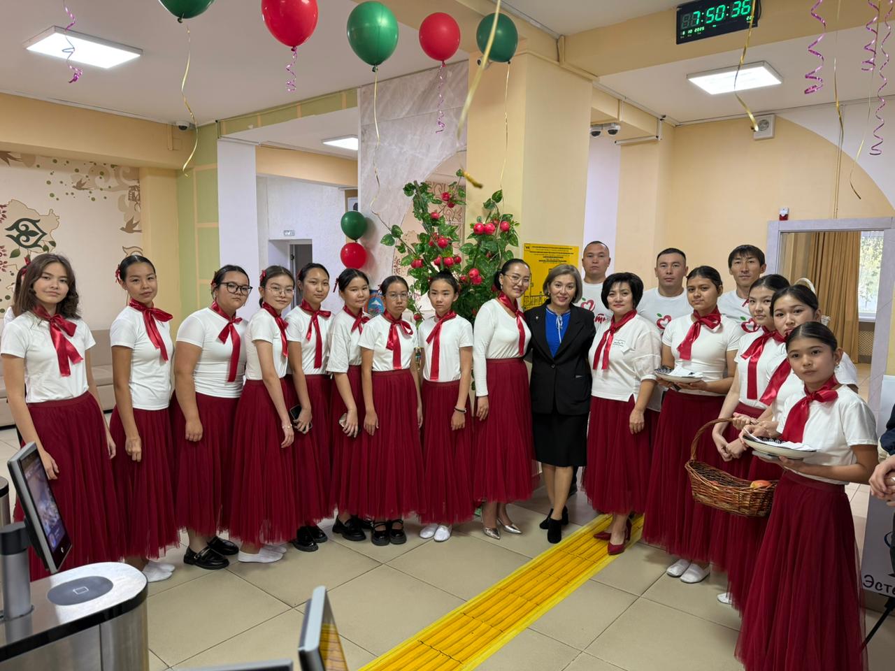 Эстетика бірлестігінің таңғы ашылуы